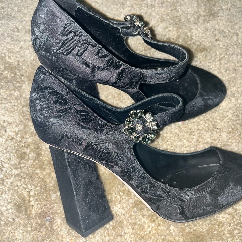 Barely worn